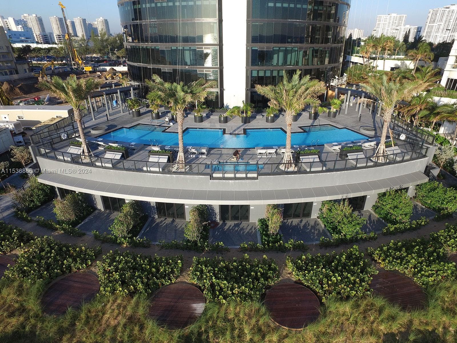 18555 Collins Ave # 3501, Sunny Isles Beach FL 33160 — 20