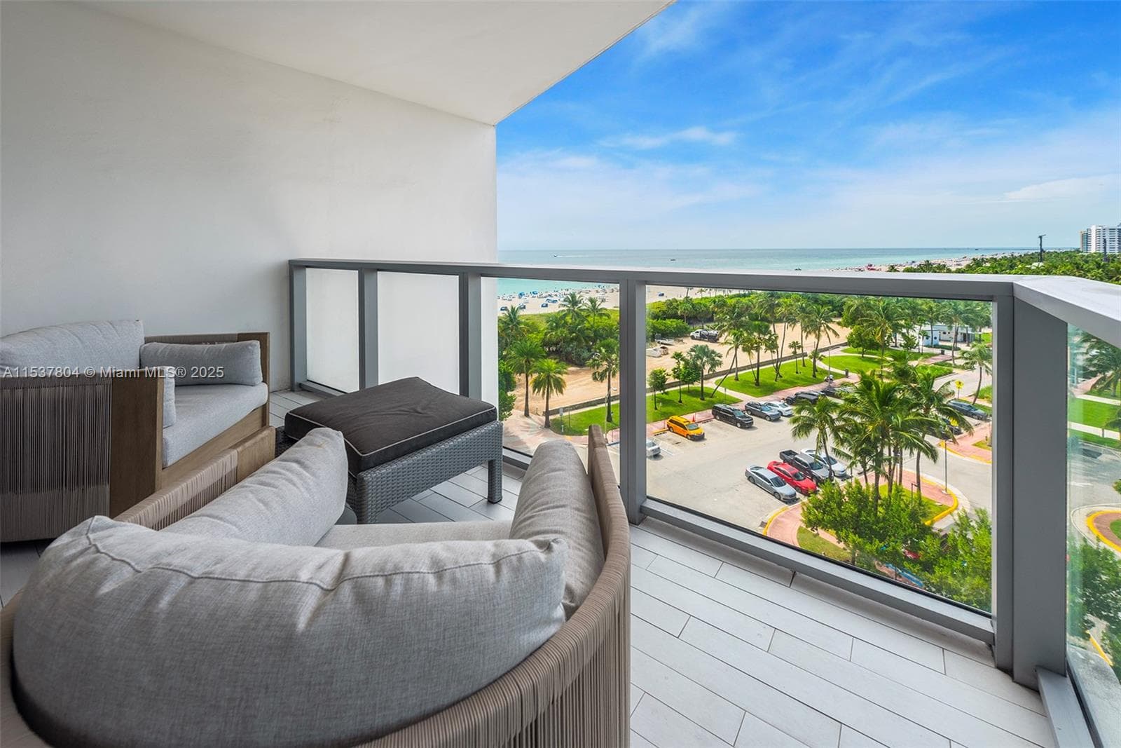 2201 Collins Ave # 814, Miami Beach FL 33139 — 20