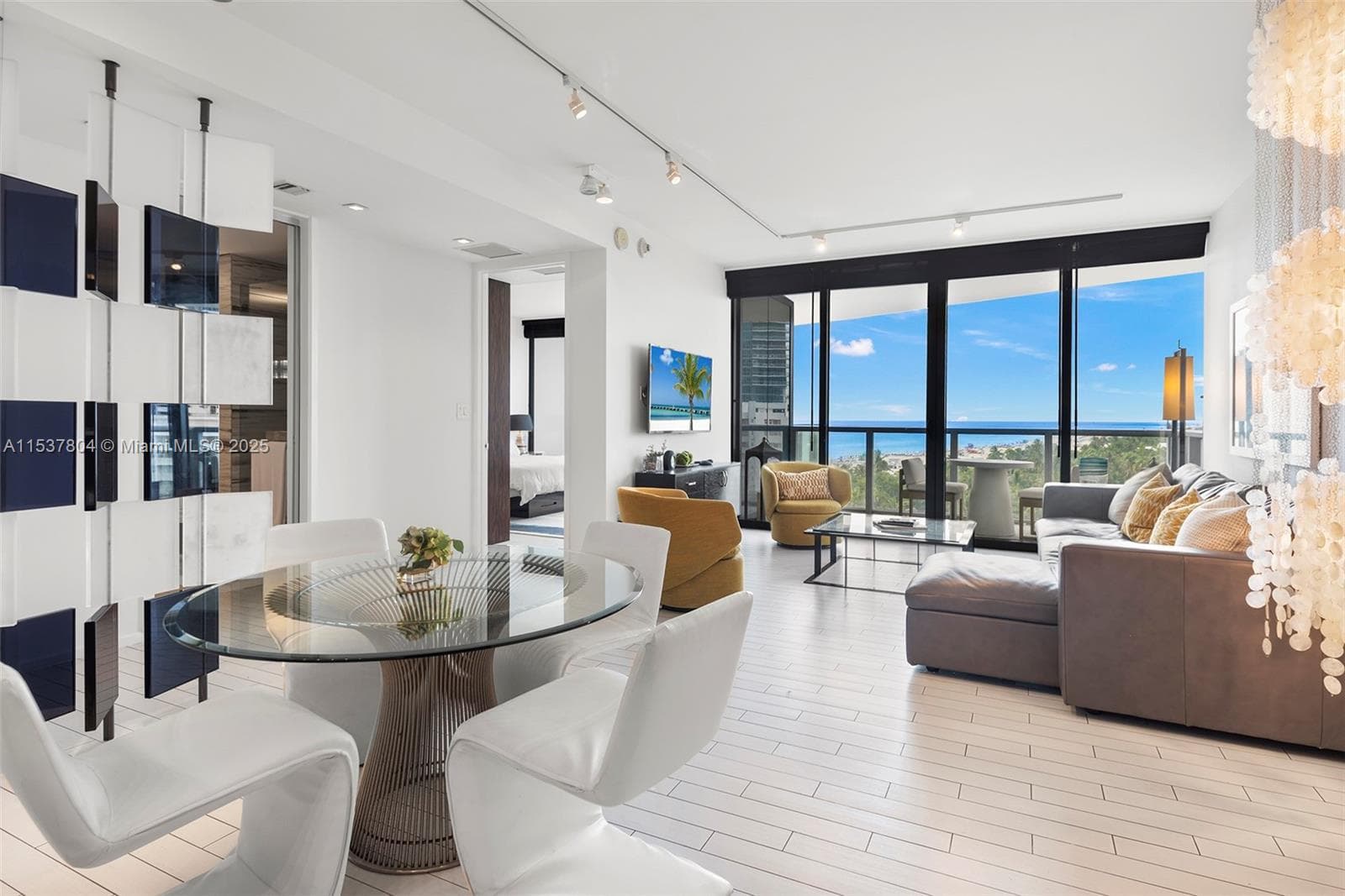 2201 Collins Ave # 814, Miami Beach FL 33139 — 10