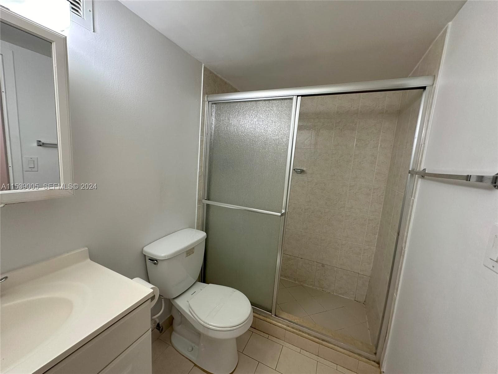17021 N Bay Rd # 4, Sunny Isles Beach FL 33160 — 19