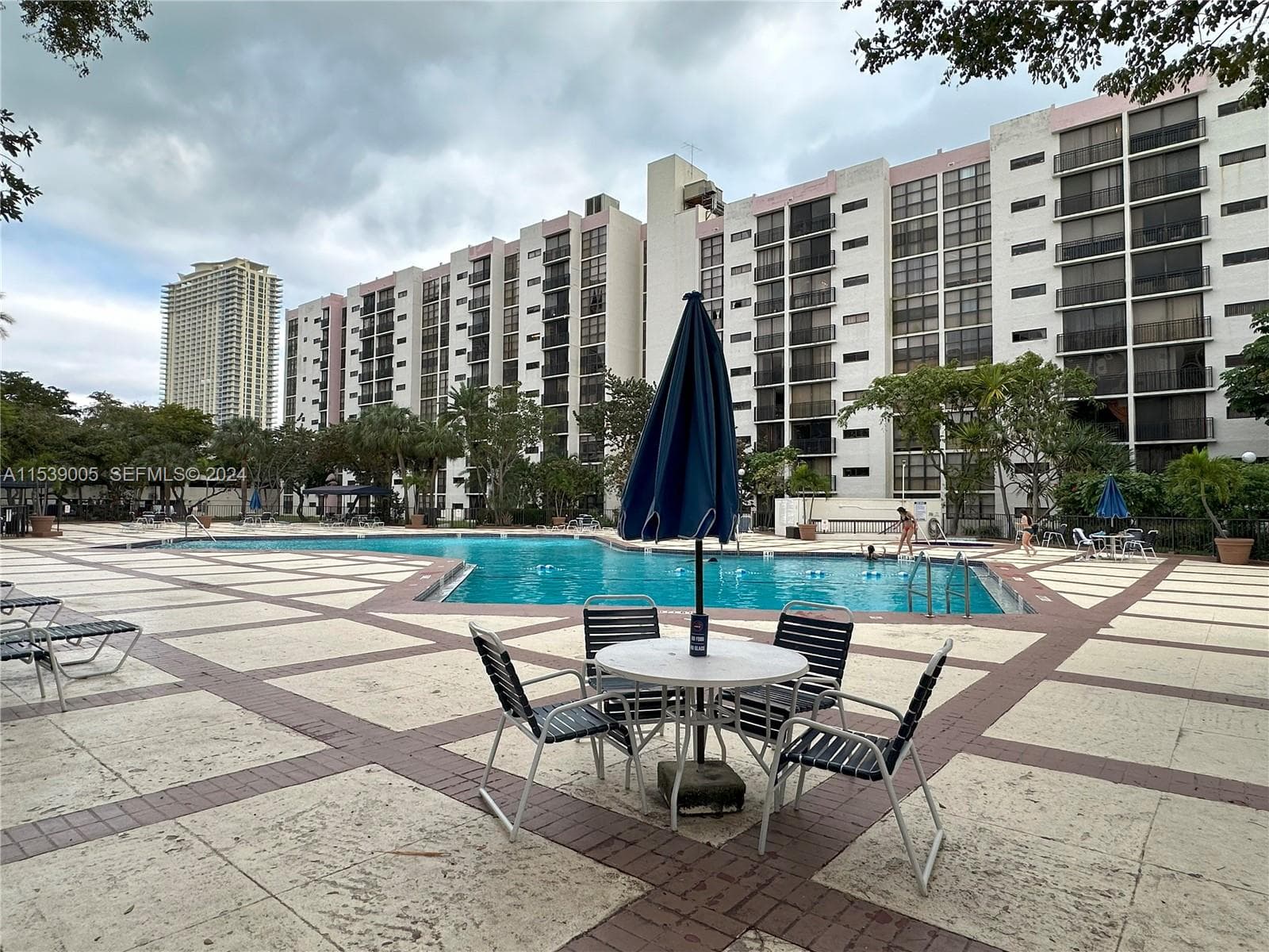 17021 N Bay Rd # 4, Sunny Isles Beach FL 33160 — 21