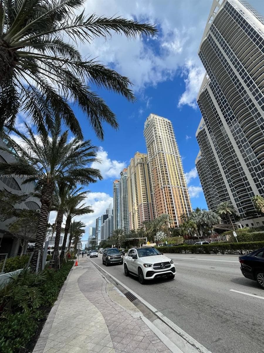 17550 Collins Avenue # 701, Sunny Isles Beach FL 33160 — 12