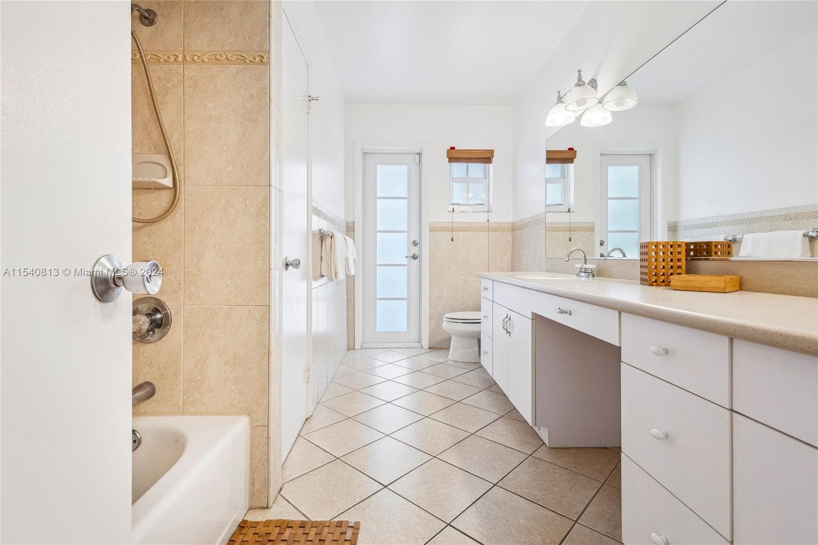 10130 SW 70th Ave, Pinecrest FL 33156 — 28