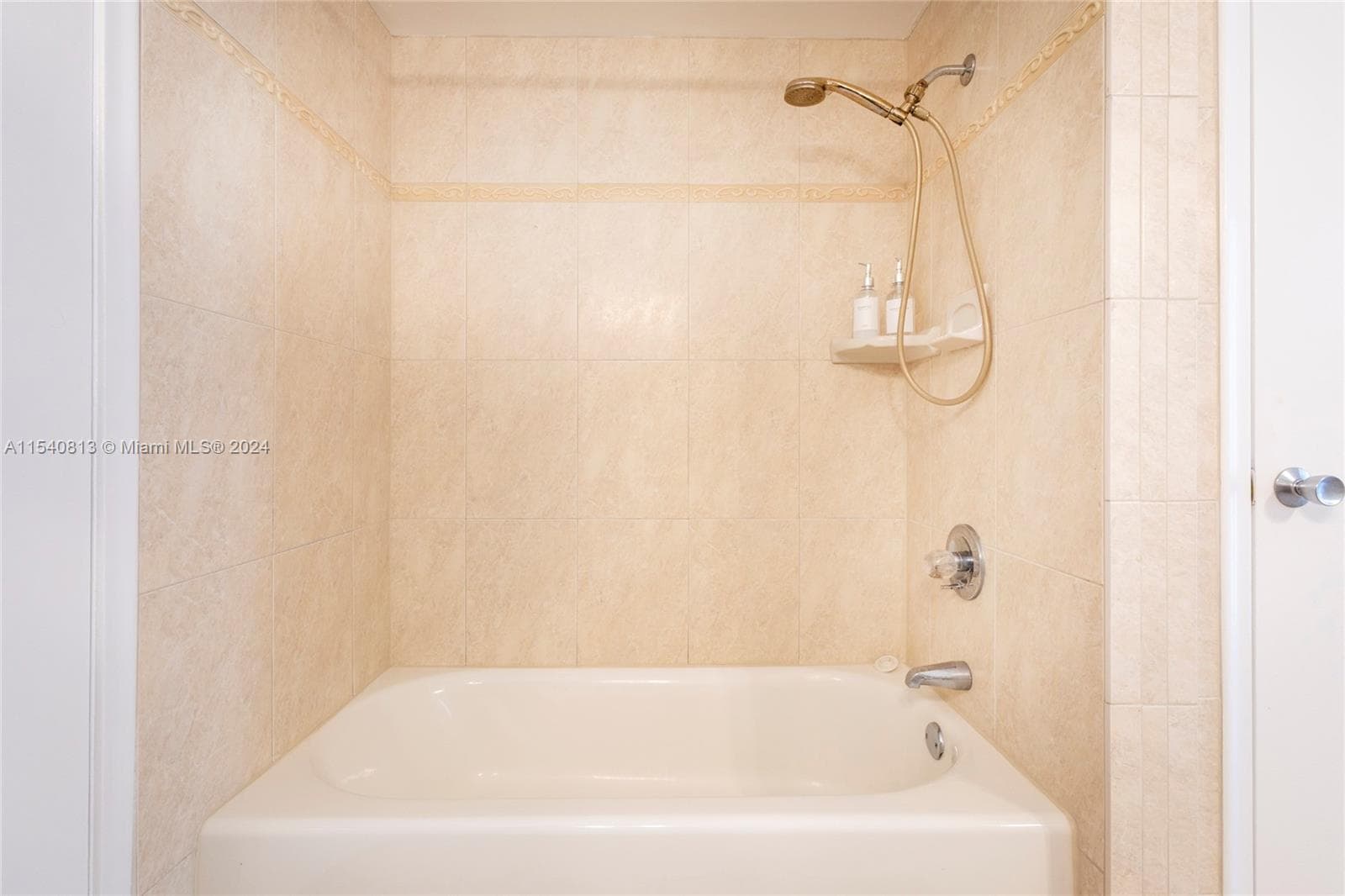 10130 SW 70th Ave, Pinecrest FL 33156 — 30