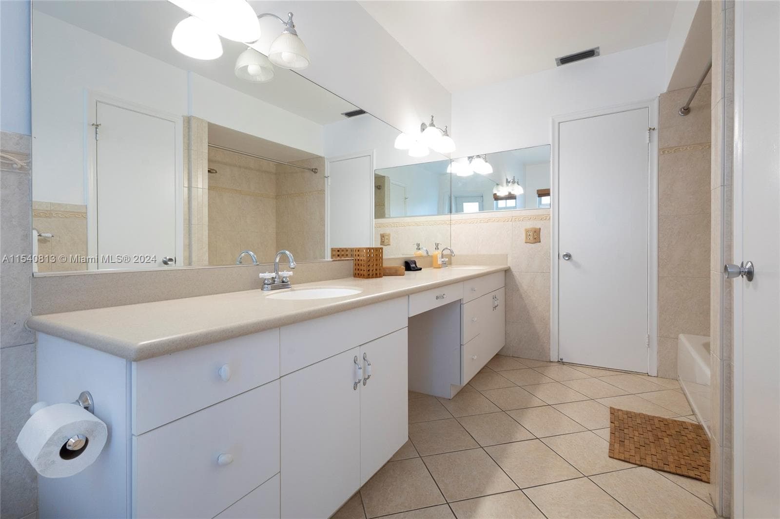 10130 SW 70th Ave, Pinecrest FL 33156 — 29