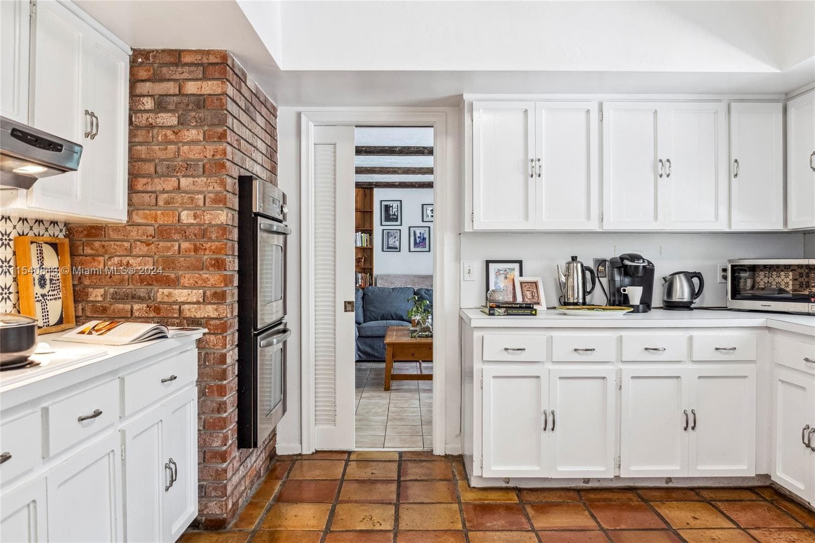 10130 SW 70th Ave, Pinecrest FL 33156 — 8