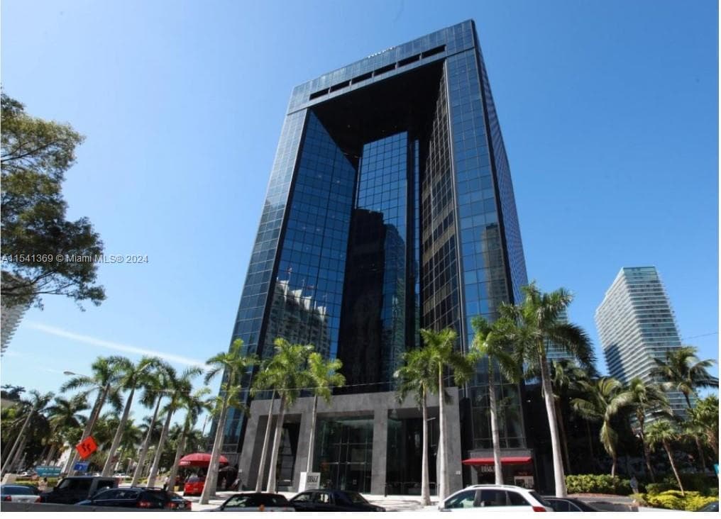 1200 Brickell Ave # 200C, Miami FL 33131 — 1