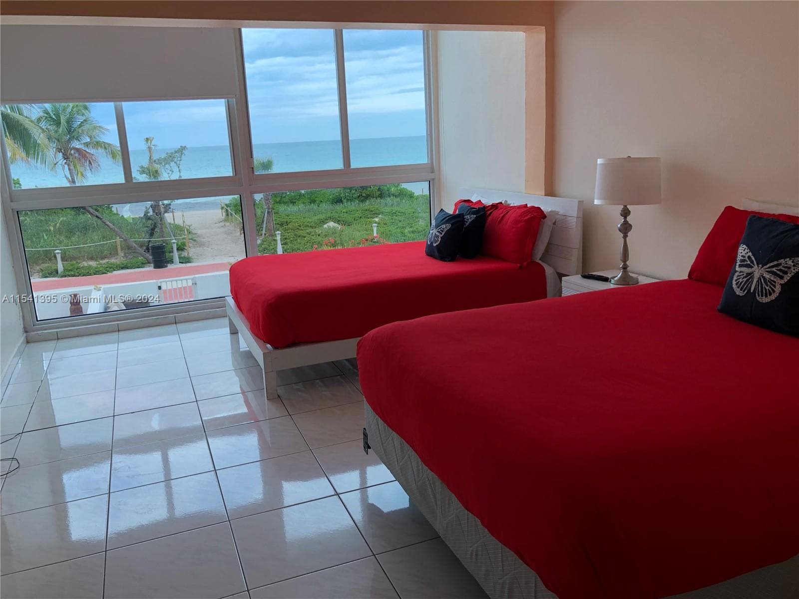 Castle Beach Club Condo, Miami Beach, FL — 2