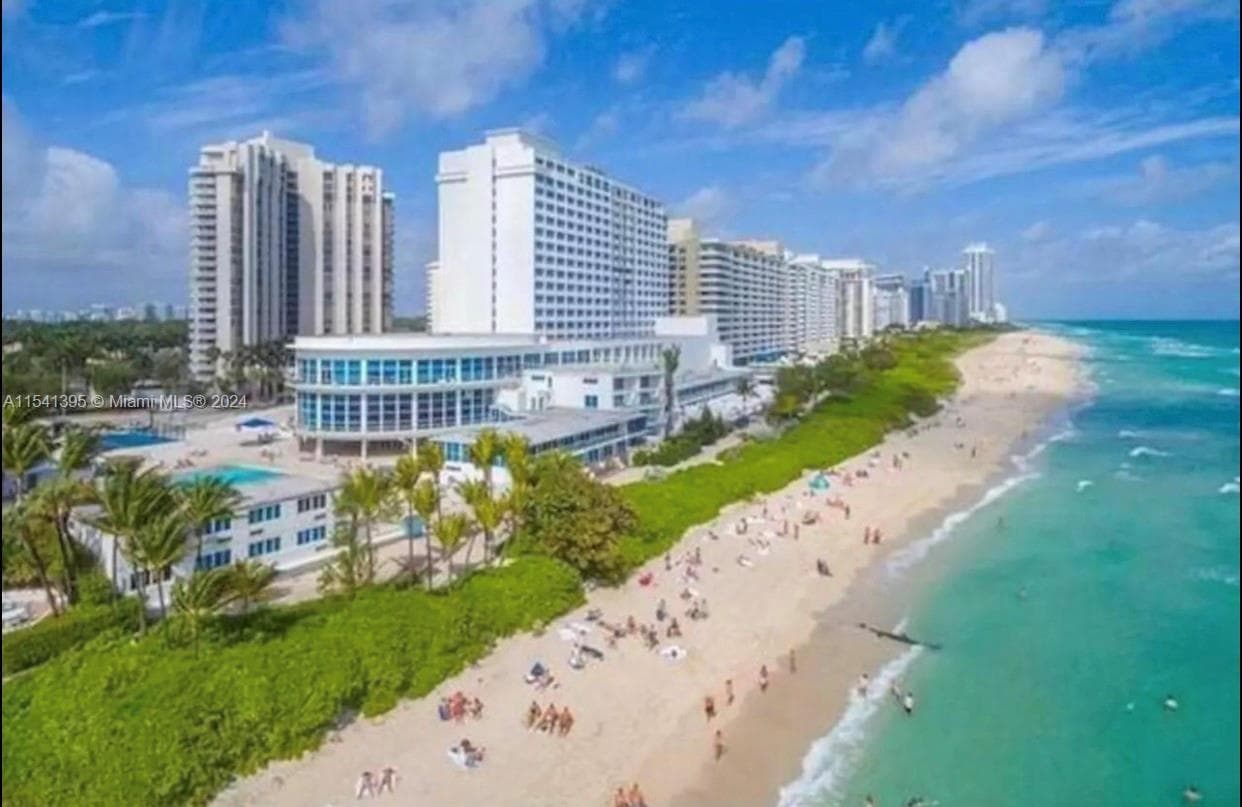 Castle Beach Club Condo, Miami Beach, FL — 6