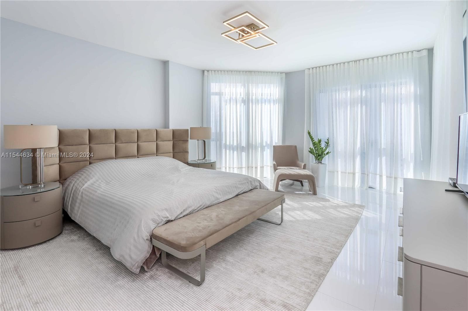 17301 Biscayne Blvd # 1201, North Miami Beach FL 33160 — 12
