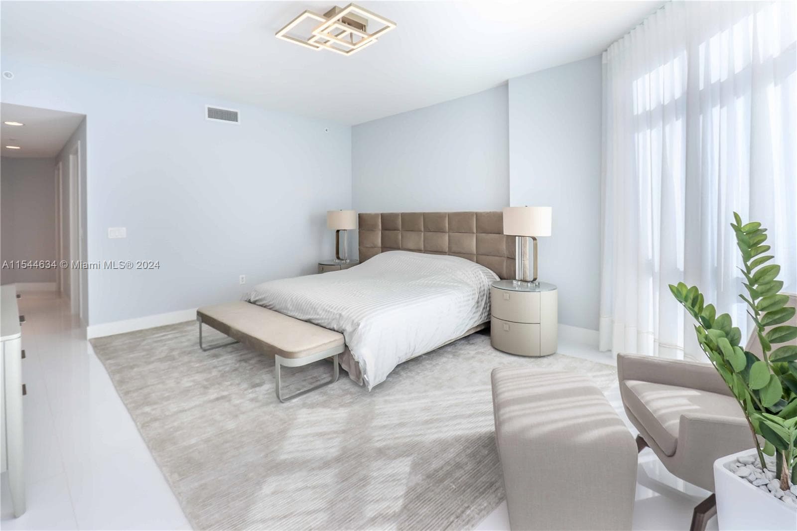 17301 Biscayne Blvd # 1201, North Miami Beach FL 33160 — 11