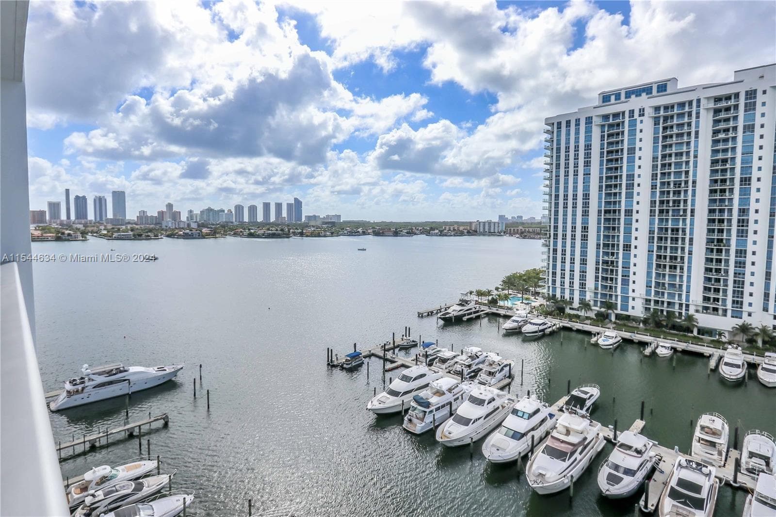 17301 Biscayne Blvd # 1201, North Miami Beach FL 33160 — 29