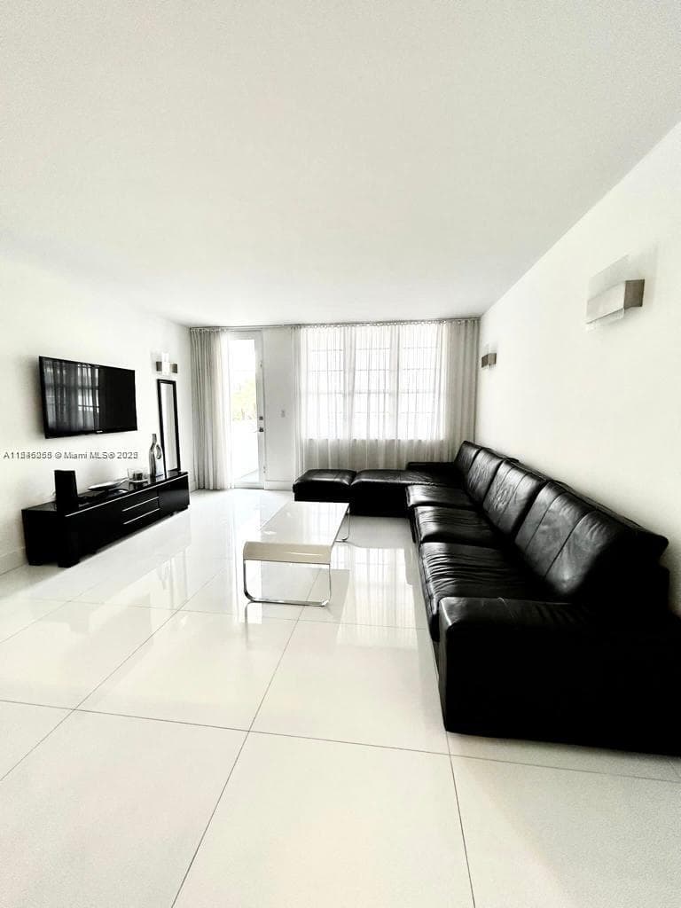 The Decoplage Condo, Miami Beach, FL — 2