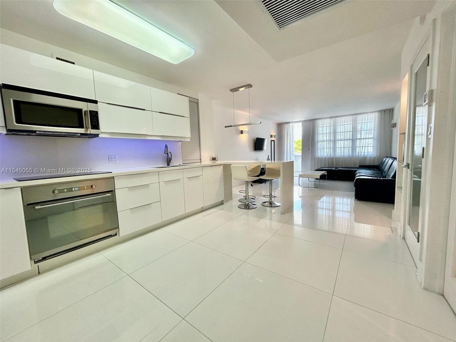 The Decoplage Condo, Miami Beach, FL — 3