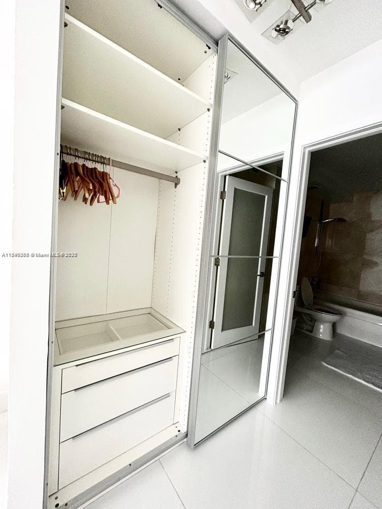 The Decoplage Condo, Miami Beach, FL — 10