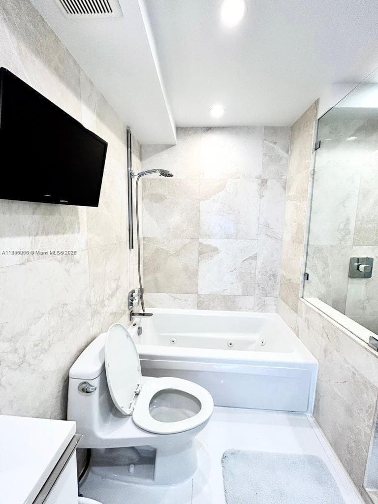 The Decoplage Condo, Miami Beach, FL — 14