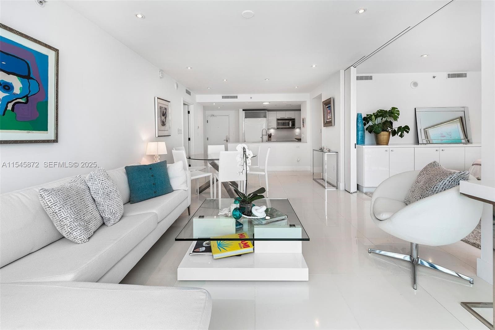 6801 Collins Ave # 1206, Miami Beach FL 33141 — 24