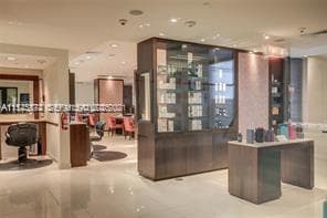 6801 Collins Ave # 1206, Miami Beach FL 33141 — 45