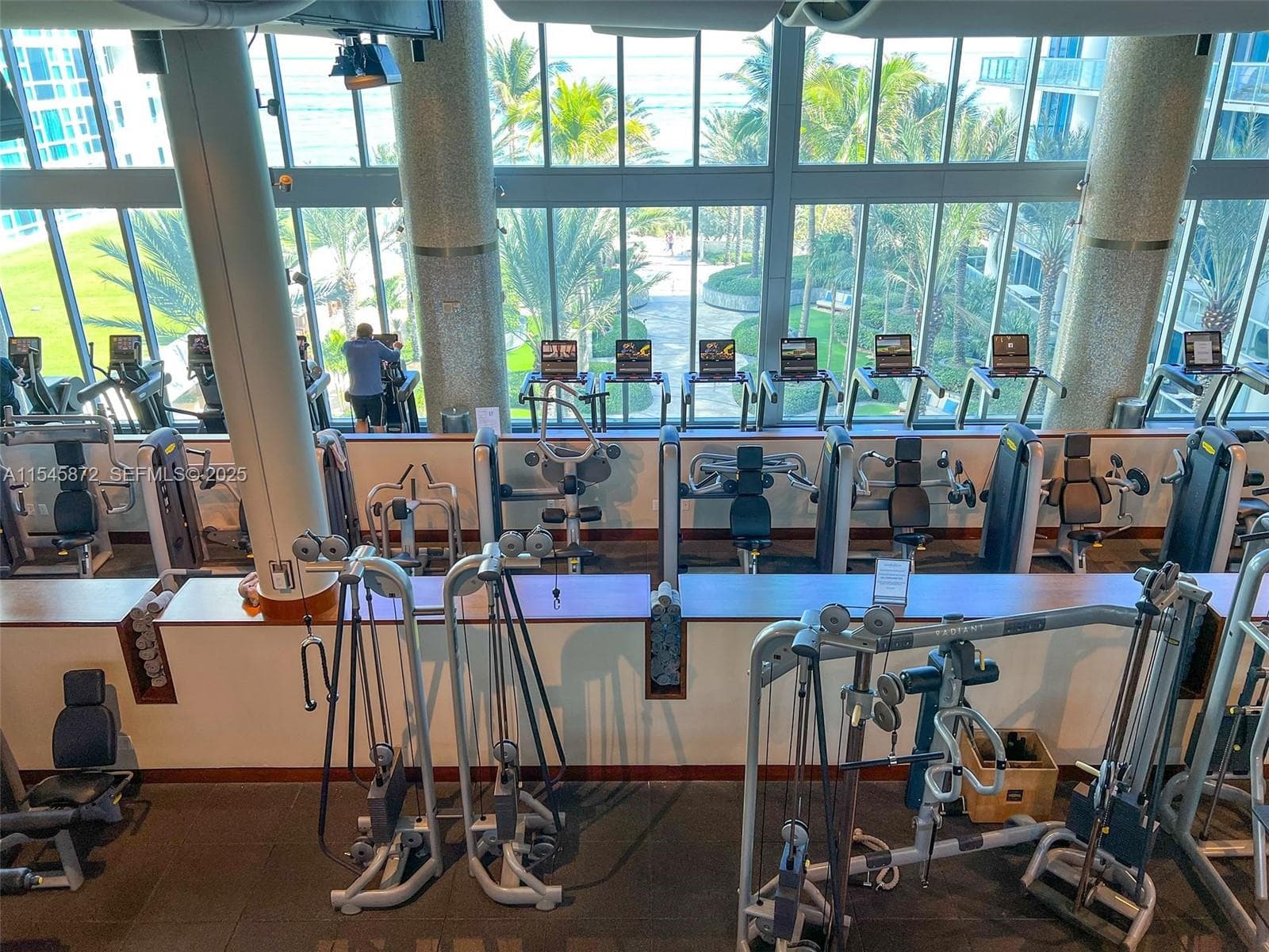 6801 Collins Ave # 1206, Miami Beach FL 33141 — 31