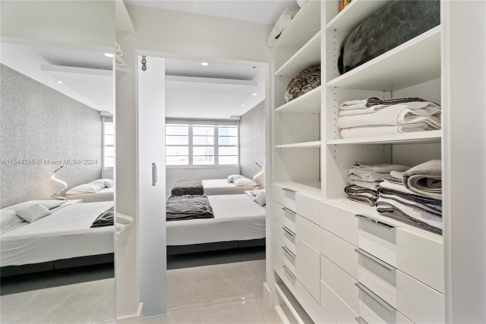 100 Lincoln Rd # 1602, Miami Beach FL 33139 — 20