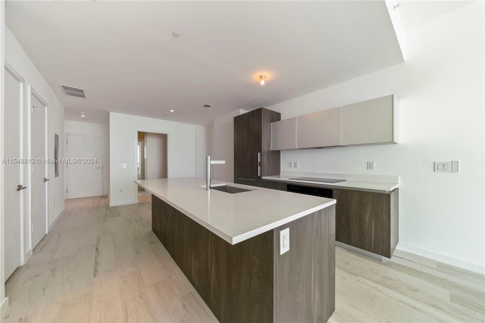 480 NE 31st St # 2202, Miami FL 33137 — 5