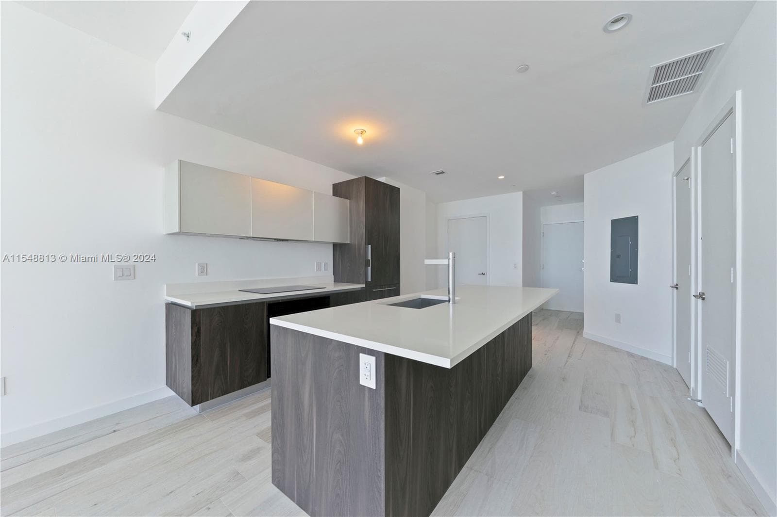 480 NE 31st St # 2202, Miami FL 33137 — 10