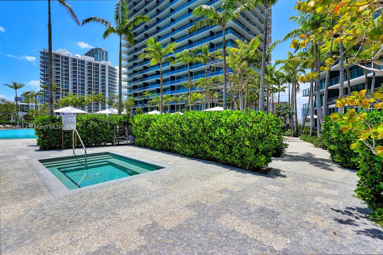 480 NE 31st St # 2202, Miami FL 33137 — 54
