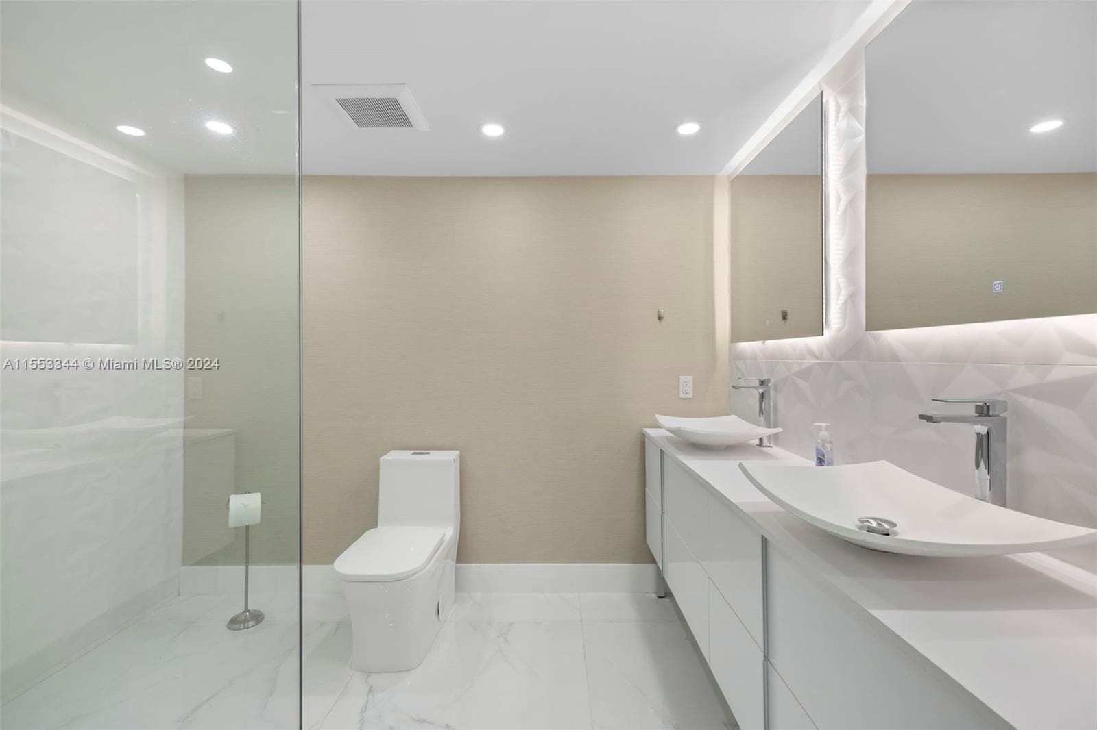 5151 Collins Ave # 1527, Miami Beach FL 33140 — 41