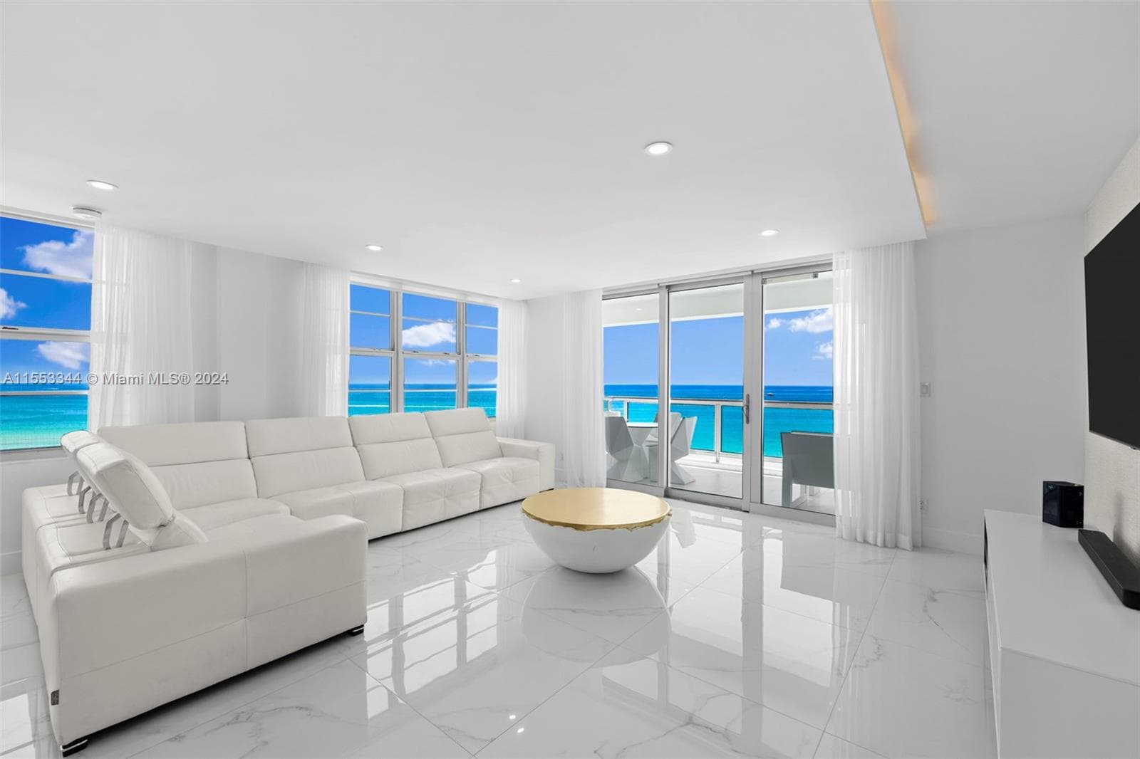5151 Collins Ave # 1527, Miami Beach FL 33140 — 15