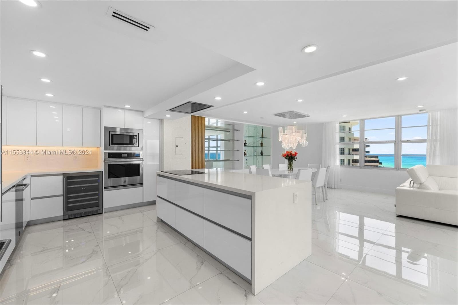 5151 Collins Ave # 1527, Miami Beach FL 33140 — 4