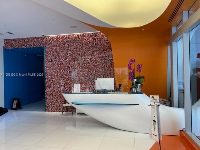 31 SE 6th St # 1606, Miami FL 33131 — 3