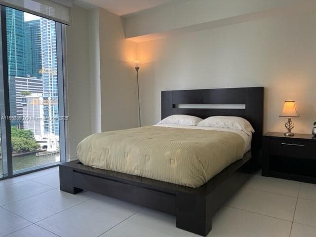 31 SE 6th St # 1606, Miami FL 33131 — 1