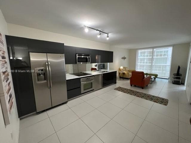 31 SE 6th St # 1606, Miami FL 33131 — 5
