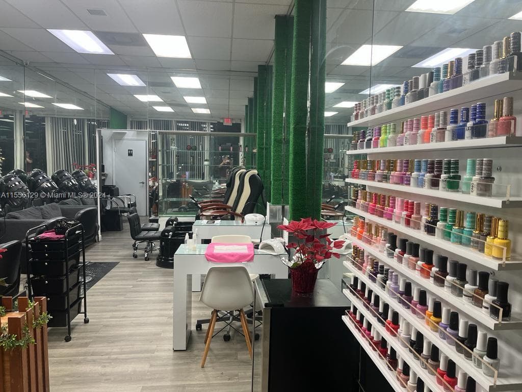 11400 W FLAGLER ST, Sweetwater FL 33174 — 7