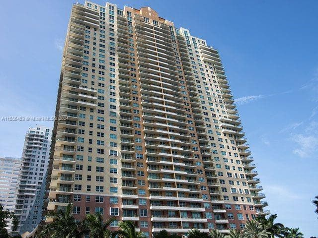 1155 Brickell Bay Dr # 2805, Miami FL 33131 — 5