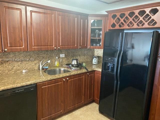 6039 Collins Ave # 1110, Miami Beach FL 33140 — 25