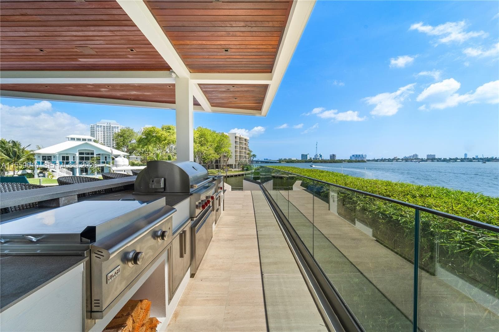 1133 Belle Meade Island Dr, Miami FL 33138 — 32