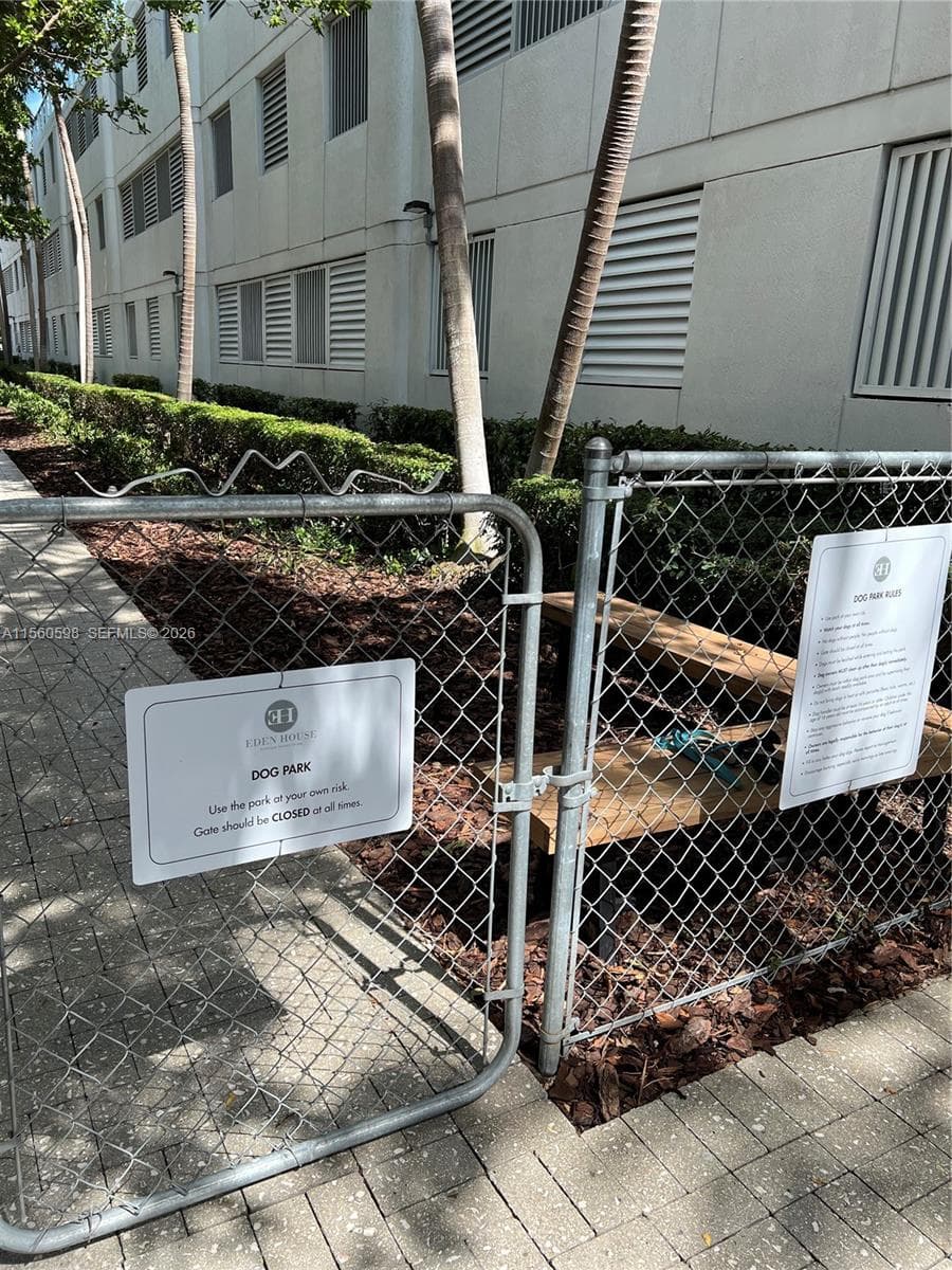 6700 Indian Creek Dr # 701, Miami Beach FL 33141 — 35