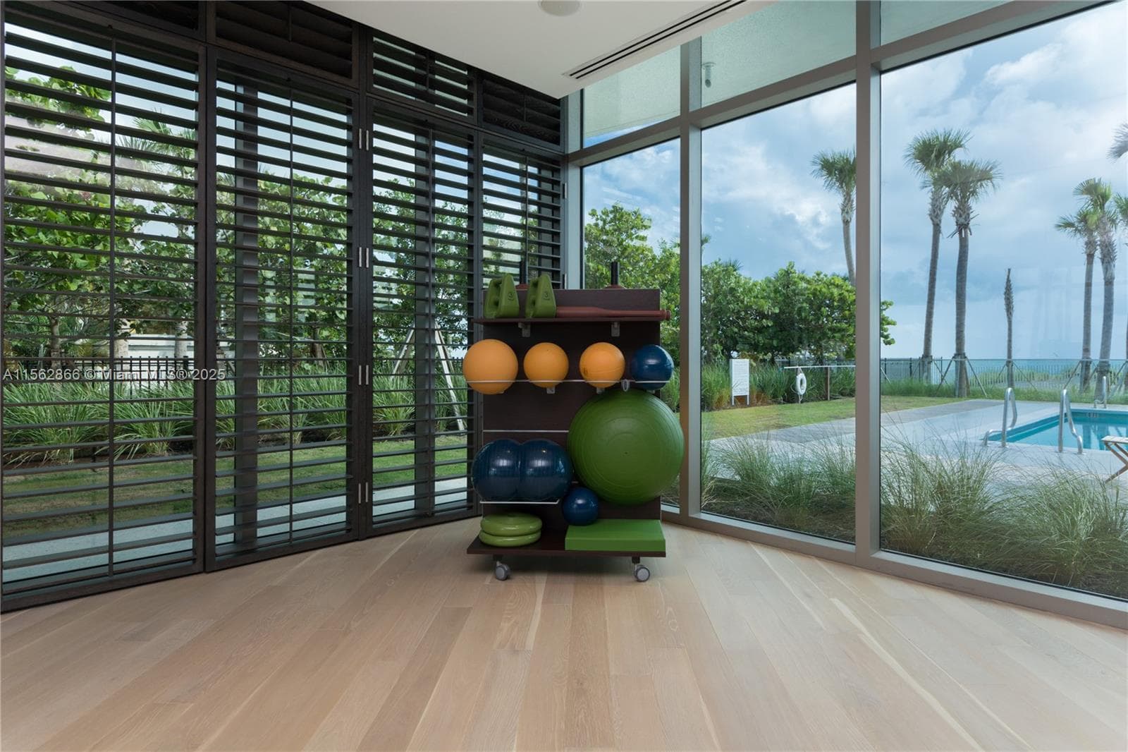 360 Ocean Dr # 905S, Key Biscayne FL 33149 — 43