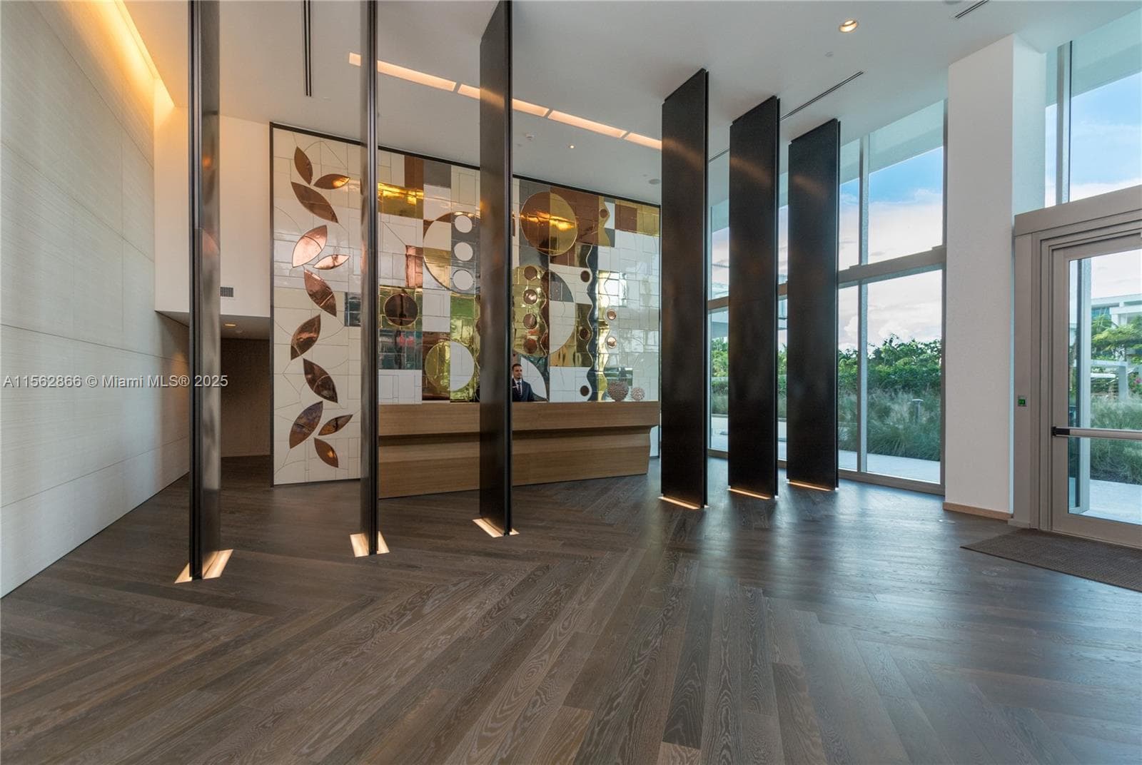 360 Ocean Dr # 905S, Key Biscayne FL 33149 — 32
