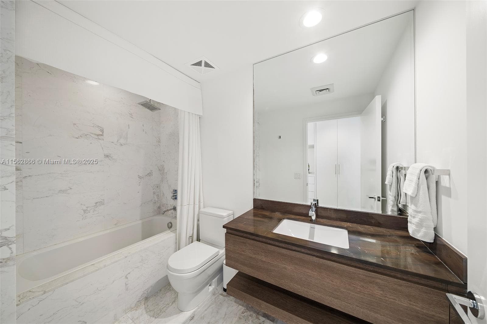 360 Ocean Dr # 905S, Key Biscayne FL 33149 — 20