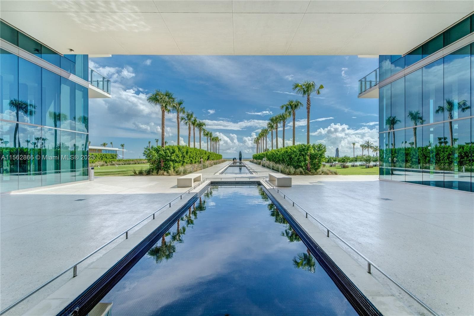 360 Ocean Dr # 905S, Key Biscayne FL 33149 — 33