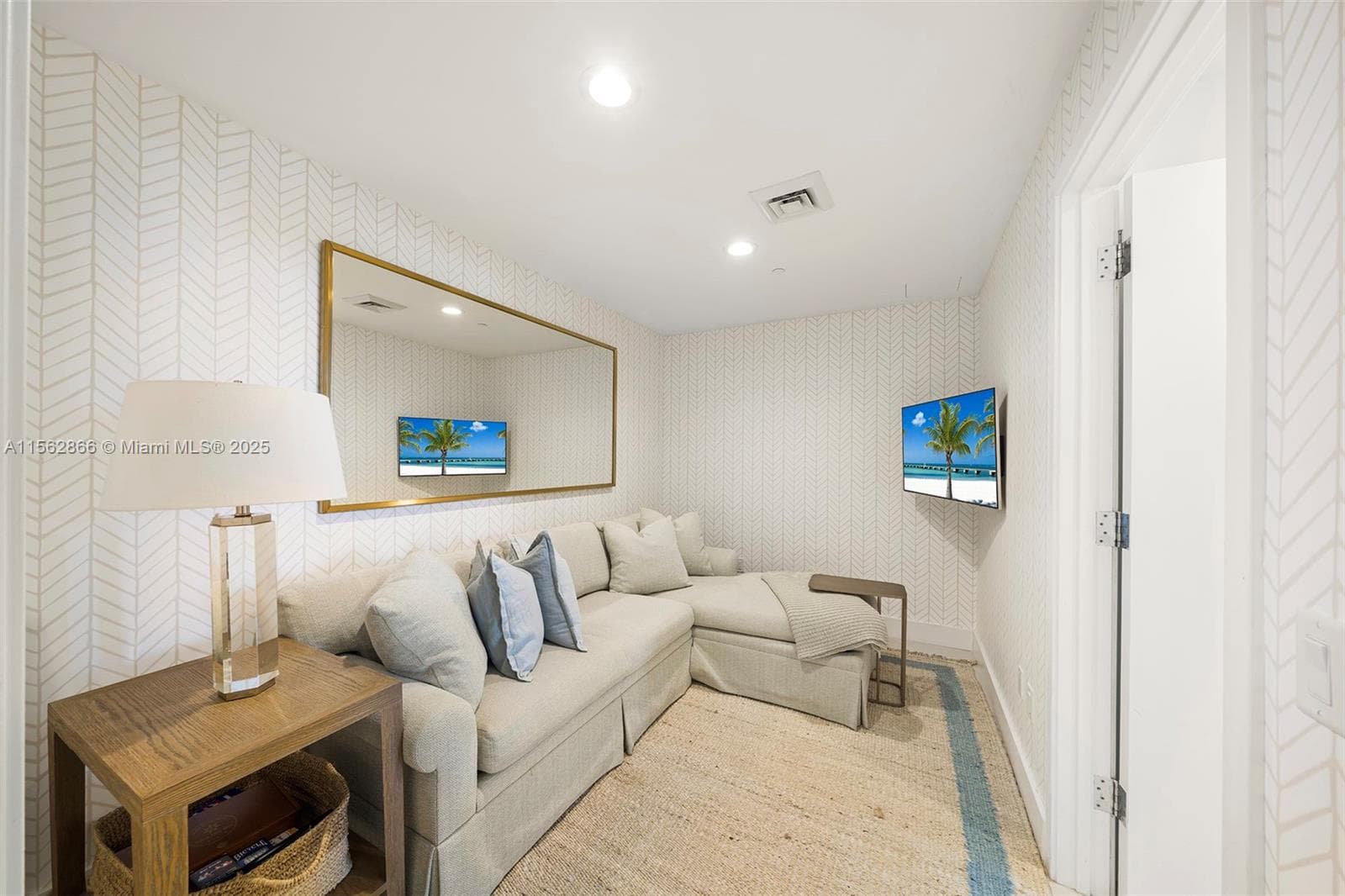 360 Ocean Dr # 905S, Key Biscayne FL 33149 — 21