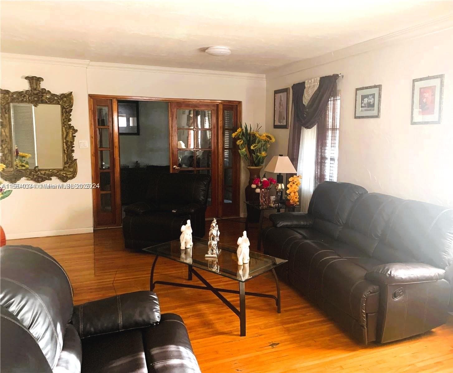 662 E 21st St, Hialeah FL 33013 — 3