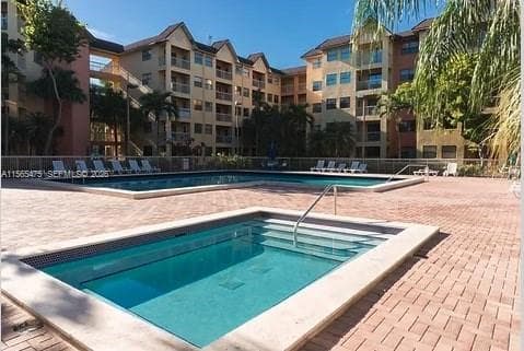 8363 LAKE DR # 101, Doral FL 33166 — 18