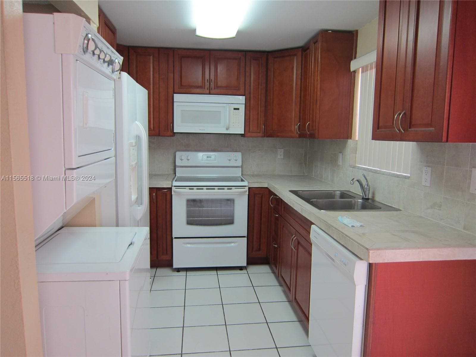 10 SW 108th Ave # E8, Sweetwater FL 33174 — 14