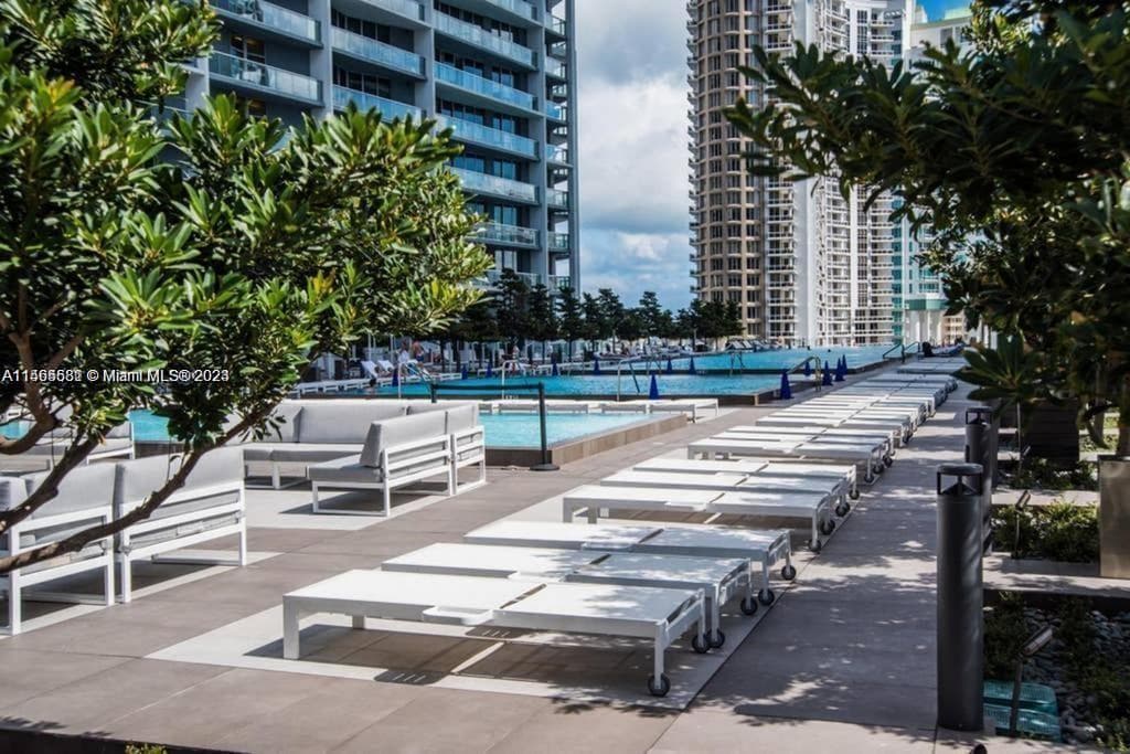 475 BRICKELL AV # 2415, Miami FL 33131 — 12
