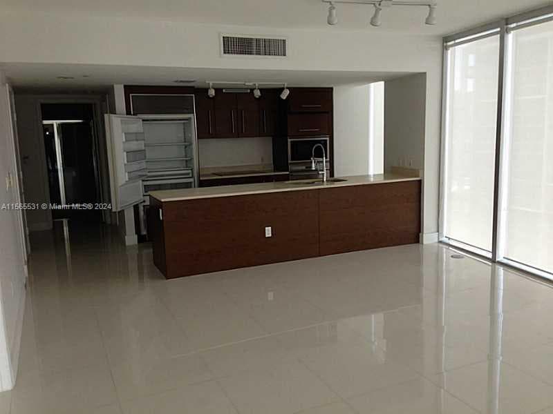 475 BRICKELL AV # 2415, Miami FL 33131 — 4