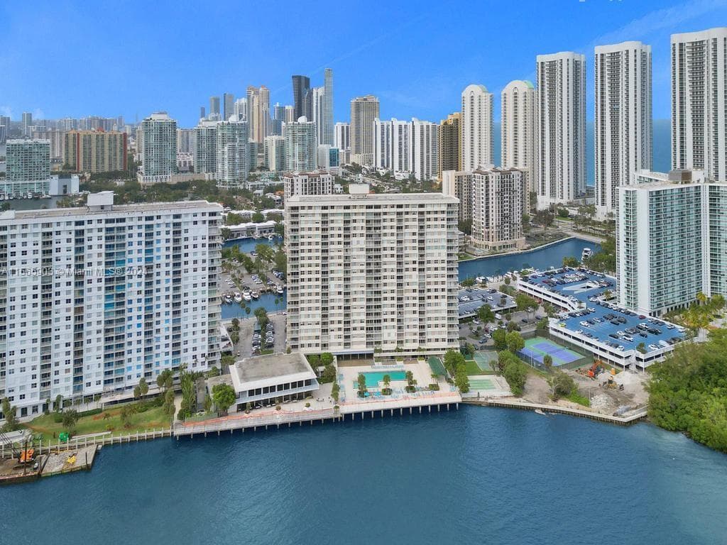 300 Bayview Dr # 906, Sunny Isles Beach FL 33160 — 77