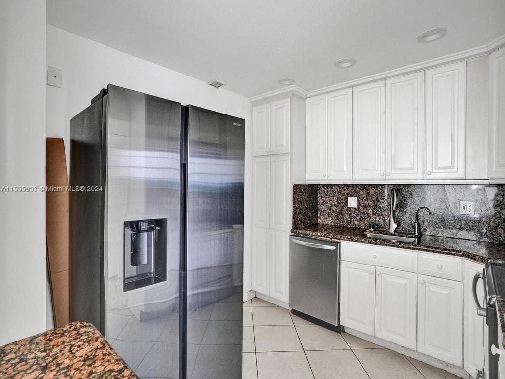300 Bayview Dr # 906, Sunny Isles Beach FL 33160 — 19